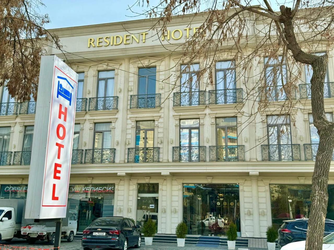 Resident Hotel Tashkent Bagian luar foto