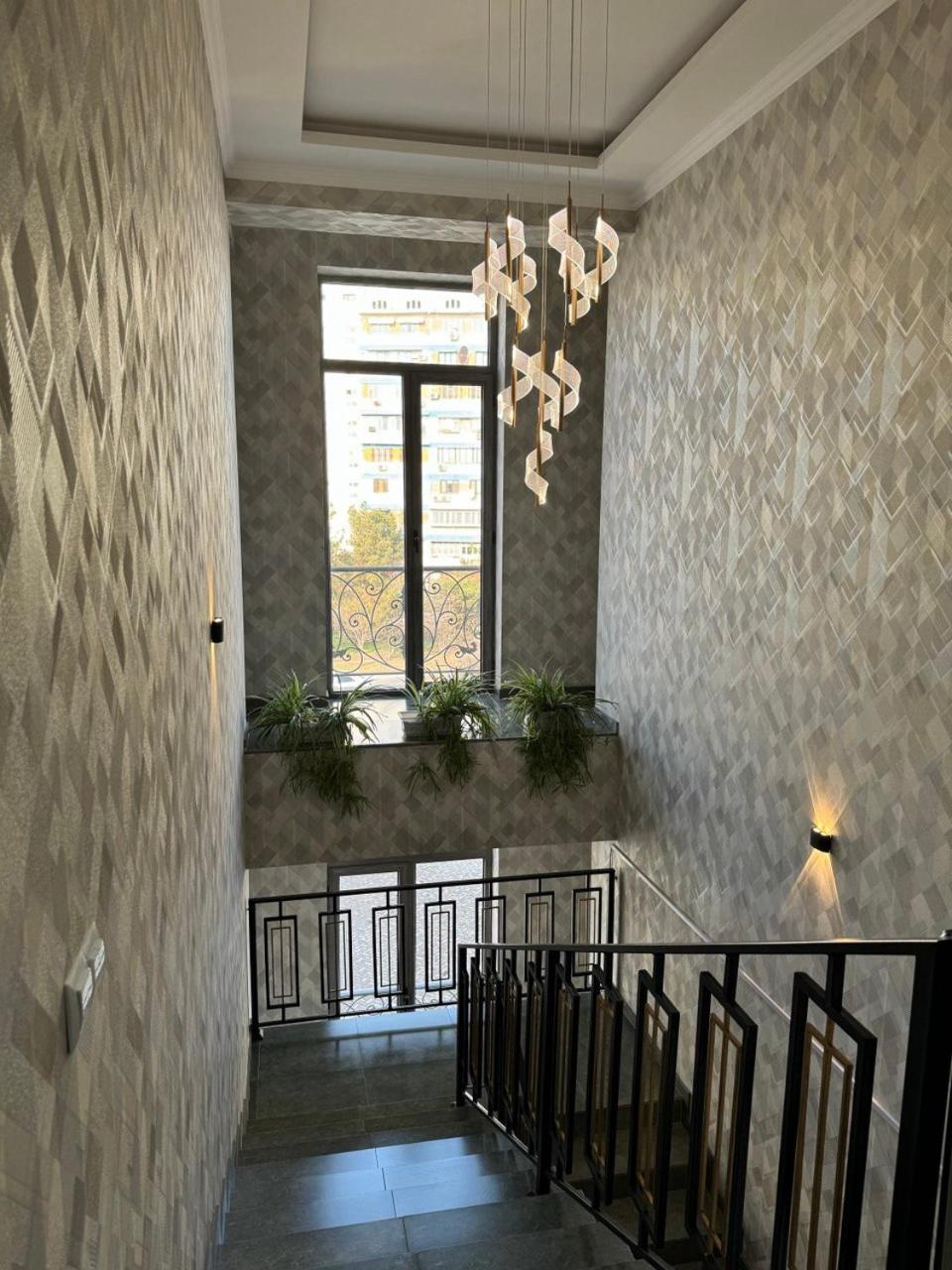 Resident Hotel Tashkent Bagian luar foto