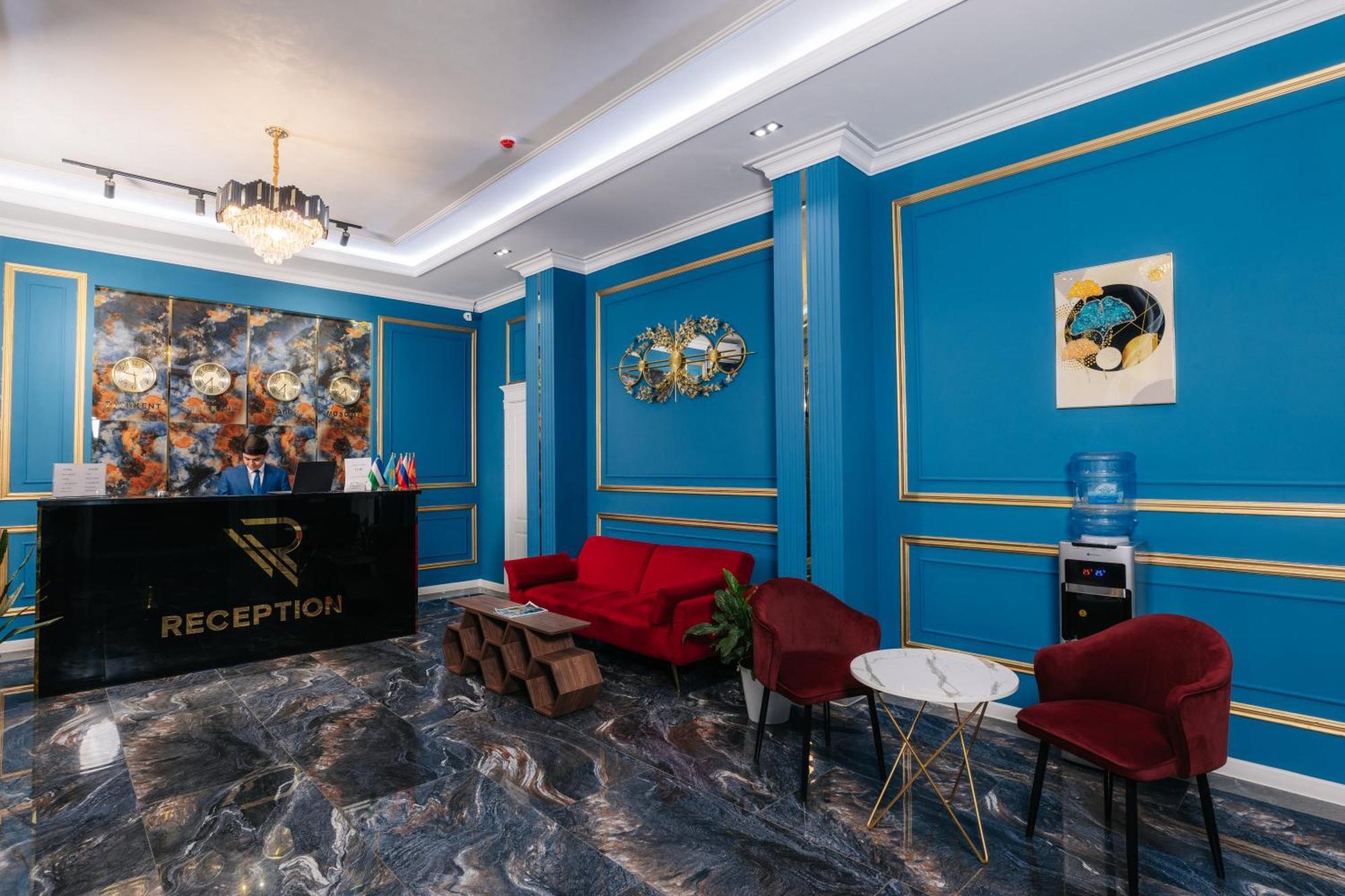 Resident Hotel Tashkent Bagian luar foto