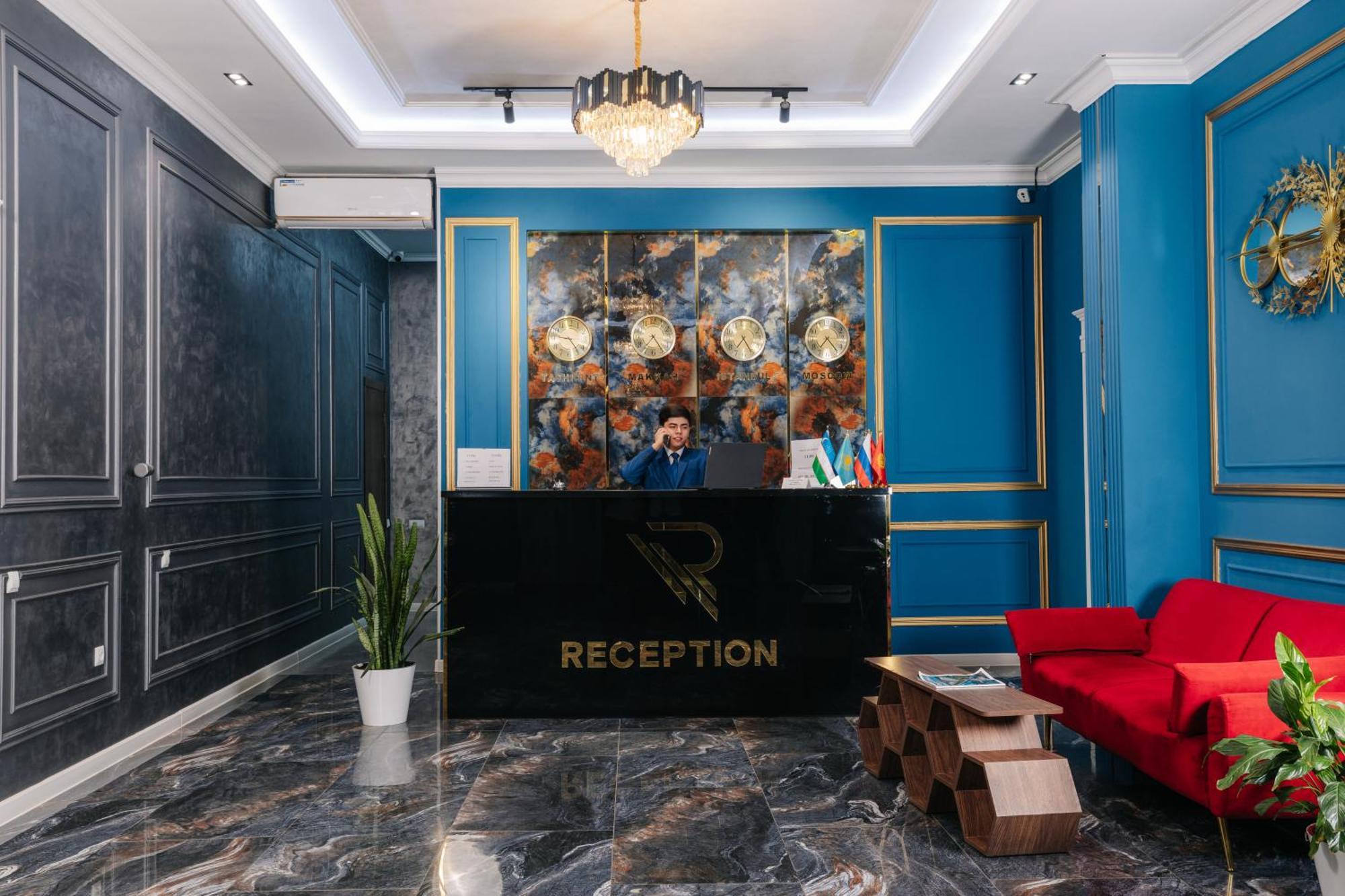 Resident Hotel Tashkent Bagian luar foto